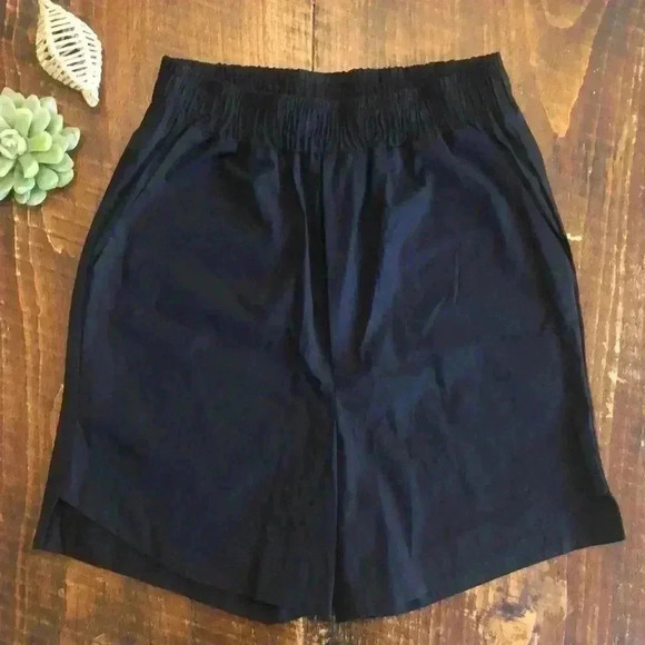 Magpie Goose | “Yenisei” Long Black Shorts - Picture 4 of 9